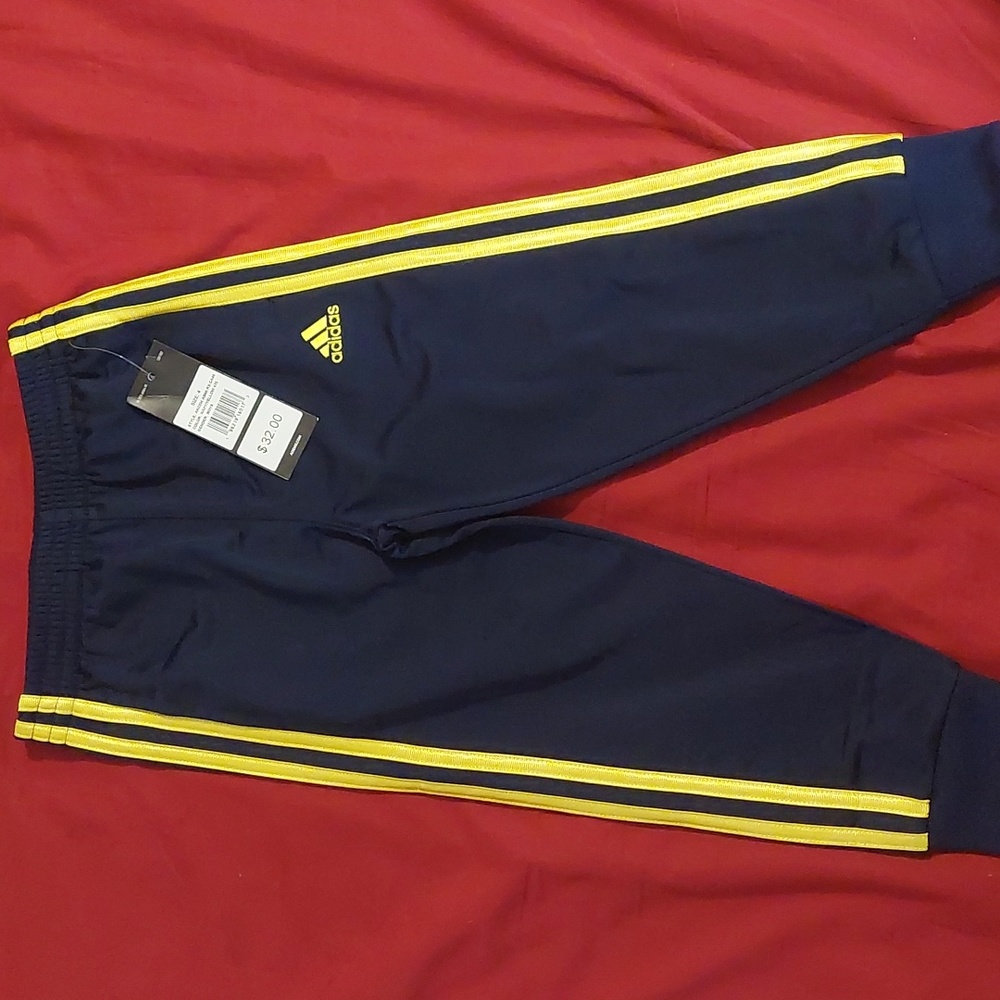 Kids Adidas bottom